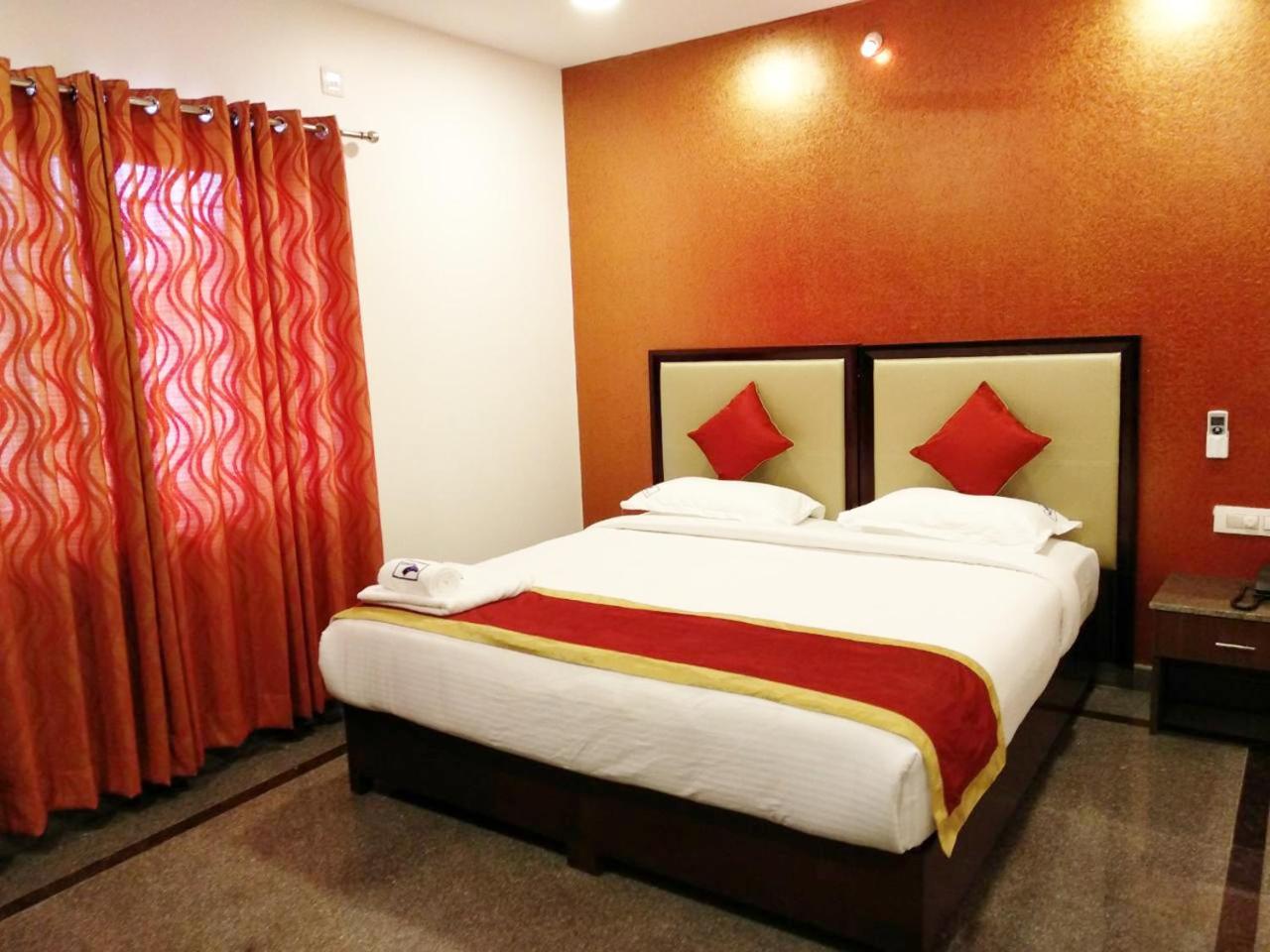 โคสตัล คิง Hotel บังกาลอร์ ภายนอก รูปภาพ